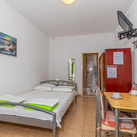 Loki Apartment *