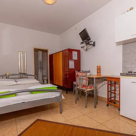 Loki Apartment *