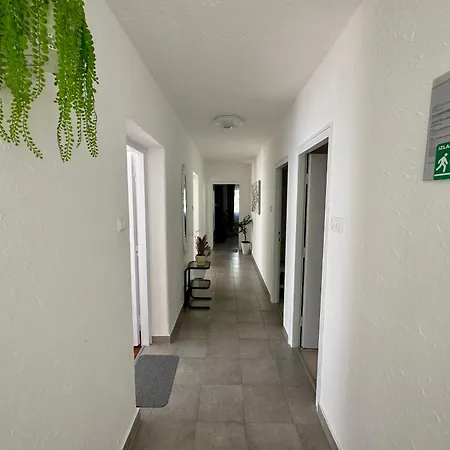 Loki Apartment *